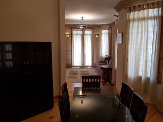 شقة للبيع بفيلا فاخره بالتجمع الخامس