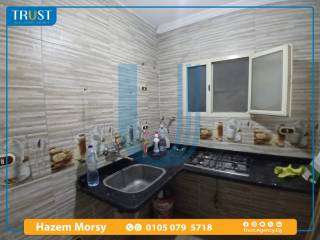 شقة 125م للبيع محرم بك خطوات للرصافة شارع هادئ