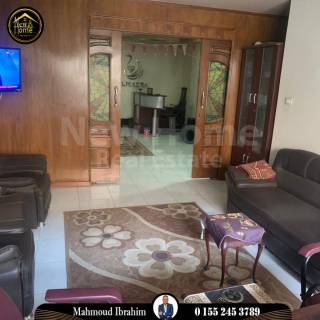 مقر إدارى للبيع 140 متر السيوف أمام البنك الاهلى