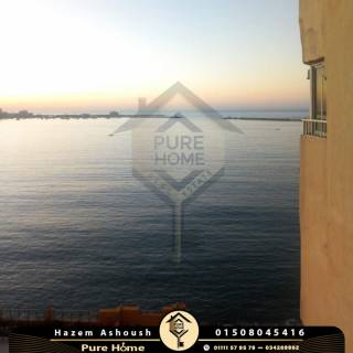 مقر اداري للبيع 170م الأزاريطة بحر مباشر