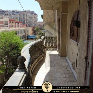 شقة للايجار 220 متر سيدي جابر خطوات من شارع أبوقير