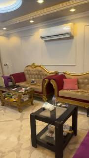 شقه مفروشه للايجار في الدقي بالقرب من كلية العلاج