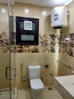 مكتب رخصه اداري للايجار في ش مصدق الرءيسي في الدقي