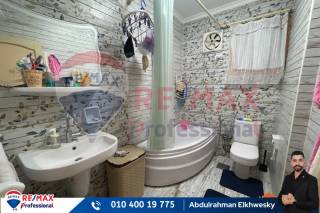 شقة للبيع 145 متر سيدى جابر على ترام النصر مباشرة