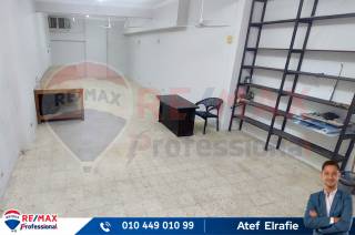 محل للايجار 115 متر جناكليس متفرع من ش ابوقير