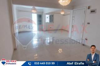 شقة للايجار 120 متر سيدي جابر ش الشهيد محمد السيد