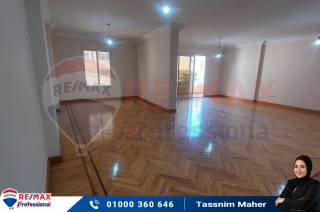 شقة للبيع 190 متر كفر عبده ش سكينة بنت الحسين