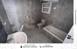 شقة للإيجار 184م سموحه جراند فيو