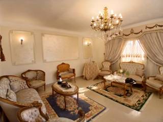 شقه للبيع بلوران مساحتها 145م