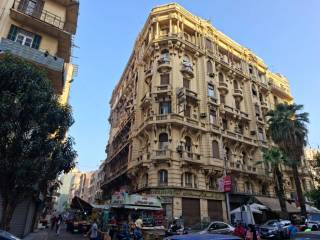 للبيع عمارة بميدان التوفيقية بوسط البلد