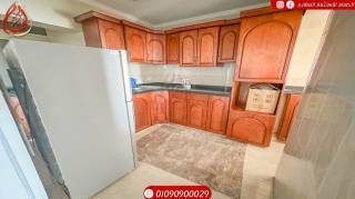 شقة للبيع في الإسكندرية علي البحر مباشرة العصافره