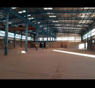 مصنع به كافه المرافق خالص الثمن