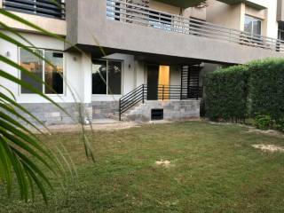 شقة للبيع في كمبوند جرين تاون استلام فوري بسعر مغري