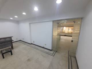 للايجار جديد مكتب 130 متر للايجار دور ميزان بالدقى