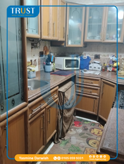 شقة للإيجار المفروش 200 متر ستانلي خطوات من البحر