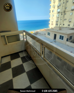 شقة 150 متر ميامي تري البحر مباشرة