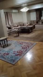 شقه للبيع بشارع المساحه بالهرم