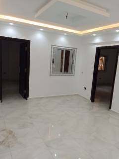 مكتب رخصه اداري للايجار في ش التحرير الرءيسي في ال