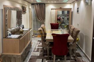 شقه في لوران تاني نمره من البحر تري بحر السرايا