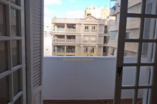 شقة إداري للايجار 50 متر فيكتوريا علي الترام مباشرة