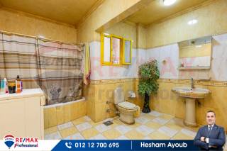 شقة للبيع 240 متر السرايا متفرع من ش خالد بن الولي