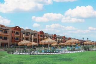 لا تلف و لا تحتار عندنا المصيف الجبار