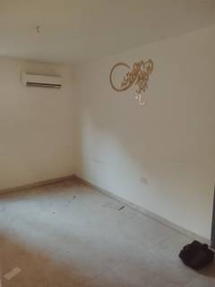 محل للايجار على شارع السودان الرئيسى