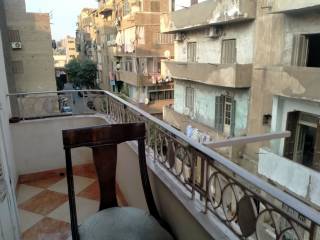 شقة للبيع 150 متر بشارع بهجت علي بالزمالك مكان في الجراج