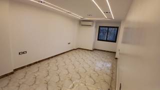 مكتب للإيجار في المهندسين 150م شارع الحجاز الرئيسى