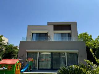 فيلا ستاندالون بالكابينه صف تاني بحر للبيع