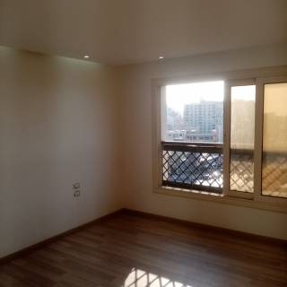 للبيع شقة سوبر لوكس طرح البحر امام الجراج