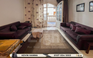 شقه للبيع 170 متر المندرة علي البحر مباشرة