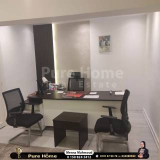 مقر إدارى للبيع جناكليس خطوات من شارع أبوقير و الترام