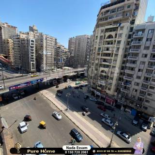 شقة للبيع 192 متر الشاطبي خطوات من البحر