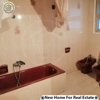 شقه متميزه للايجار المفروش 240م بلوران