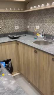 مكتب دور اول استخدام حديث مكيف بالكامل في المهندسي