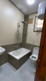 شقه 100م للبيع في ش غزه في المهندسين