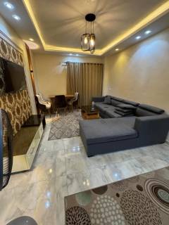 شقة مفروشة للايجار في الشيخ زايد الحى 16 سوبرلوكس