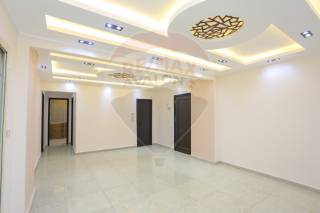 شقه للبيع 90م ميامي جمال عبد الناصر