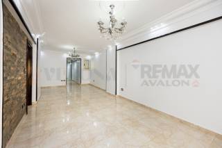 شقة للبيع 100م المندرة امام ابراج الشيراتون