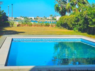 فيلا تاني صف بحيره رملية للبيع بمارينا