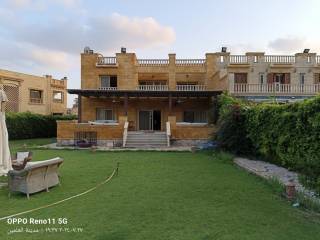 فيلا تاني صف بحيره رملية للبيع بمارينا