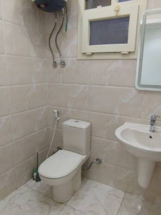 شقة دور تاني 161م اميز لوكيشن في الأندلس