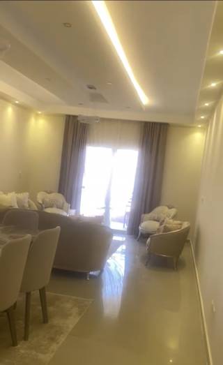 شقة160م للايجار فى كمبوند ليلة التجمع الخامس