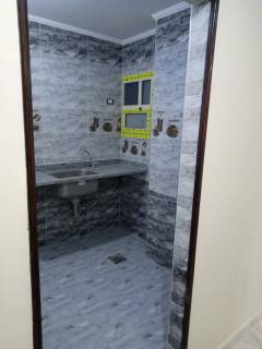 شقة للايجار بالقرب من الجامعة المصرية الصينية