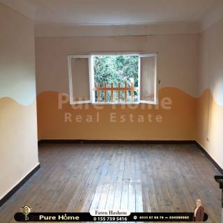 شقة للايجار 185م زيزينيا خطوات من ش ابو قير