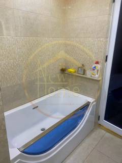 شقه مفروشه للايجار كامب شيزار علي البحر