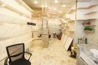 محل تشطيب سوبر لوكس يصلح لجميع الانشطه