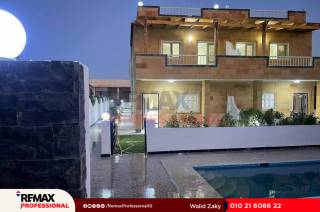 شاليه ارضي بحديقه للبيع 130 متر الساحل الشمالي