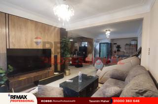 شقة دوبلكس للايجار المفروش جليم خطوات من البحر